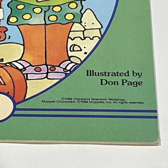 Vintage 1984 Golden Sesame Street Paper Doll Book Season Bert Ernie Prairie Dawn - Picture 6 of 16